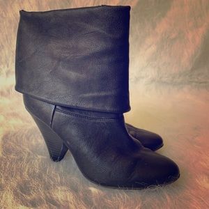 Simply Vera booties